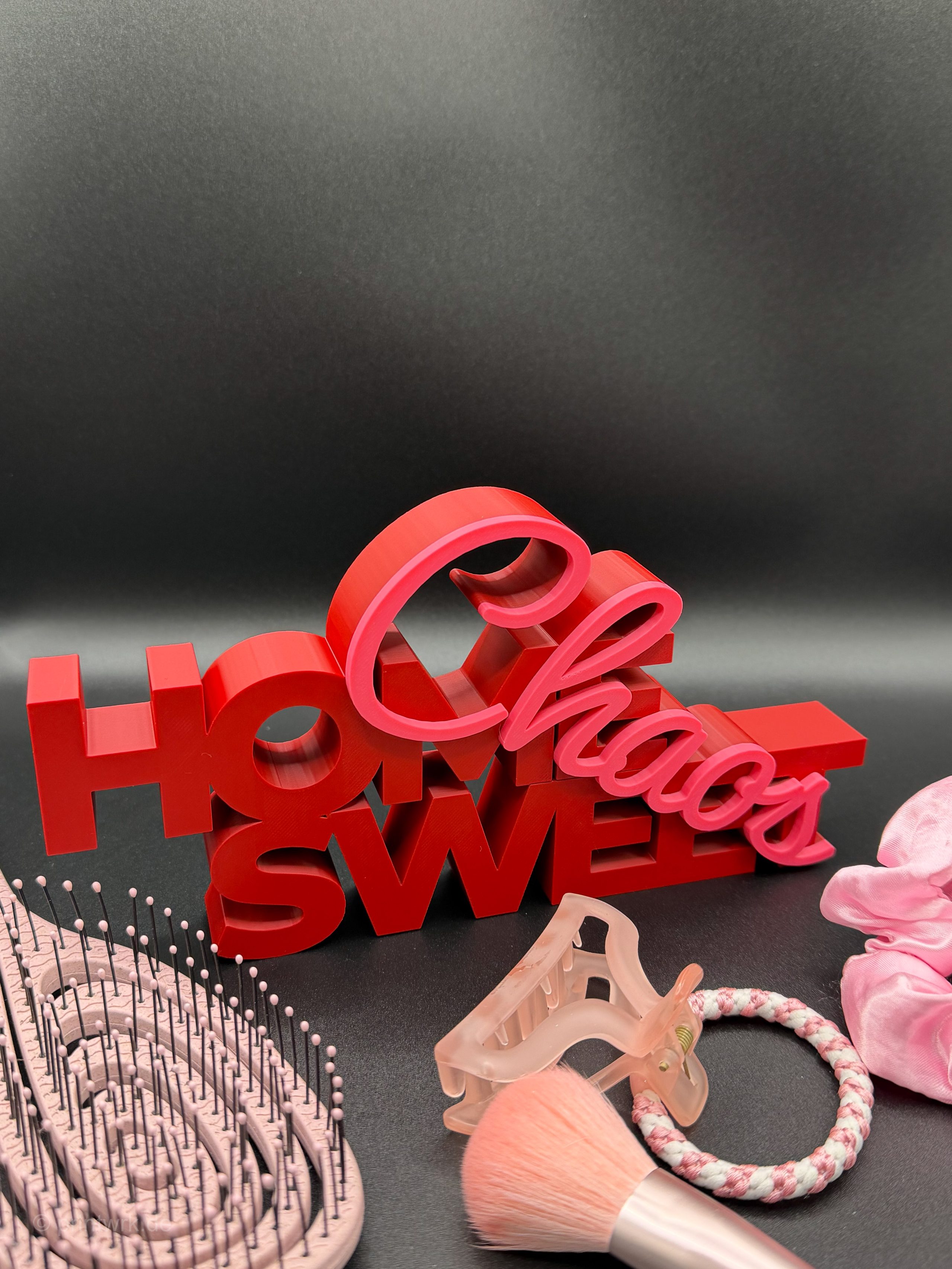 3D-Schriftzug „Home Sweet Chaos“ – Deko zum Hinstellen